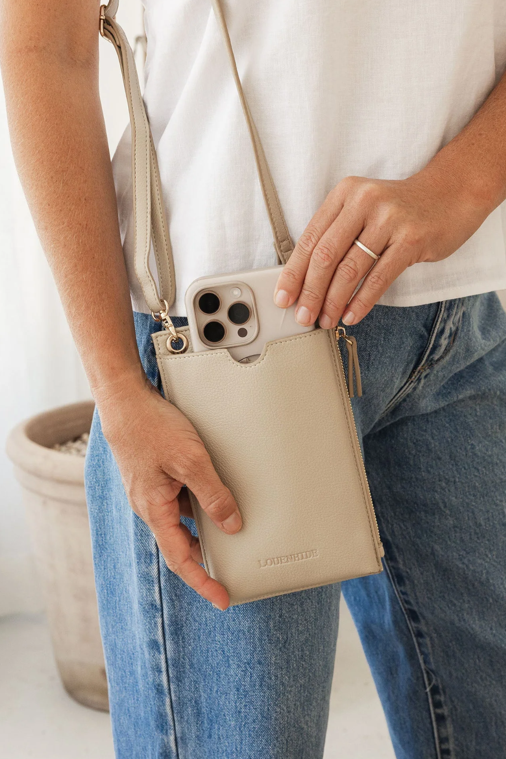 Louenhide Suki Phone Bag Almond