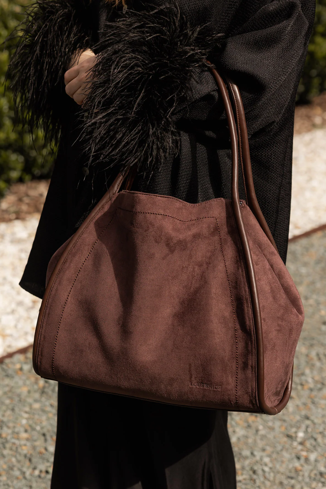 Louenhide Sutton Shoulder Bag Chocolate