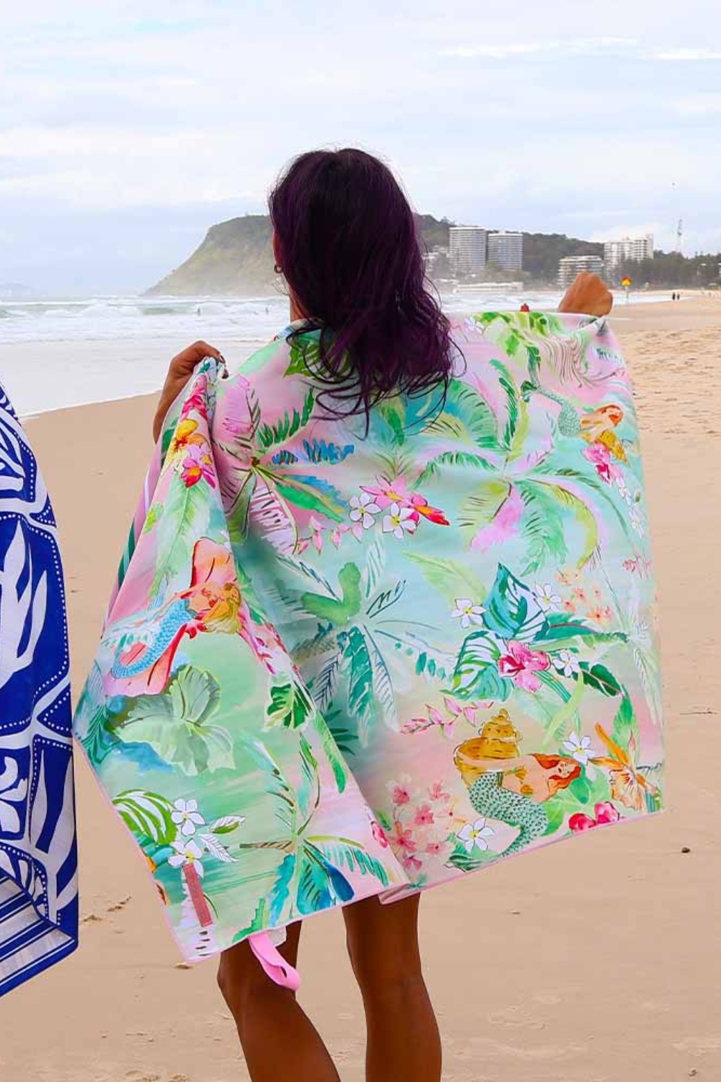 Annabel Trends Sand Free Towel Tiki Island