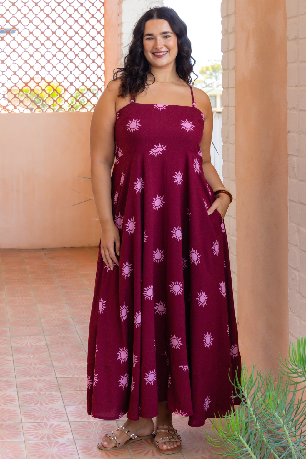 Xanthe Maxi Dress Sun Print Burgundy