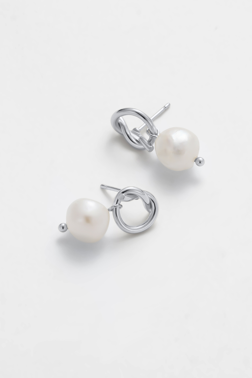 Zafino Alice Pearl Earrings Silver