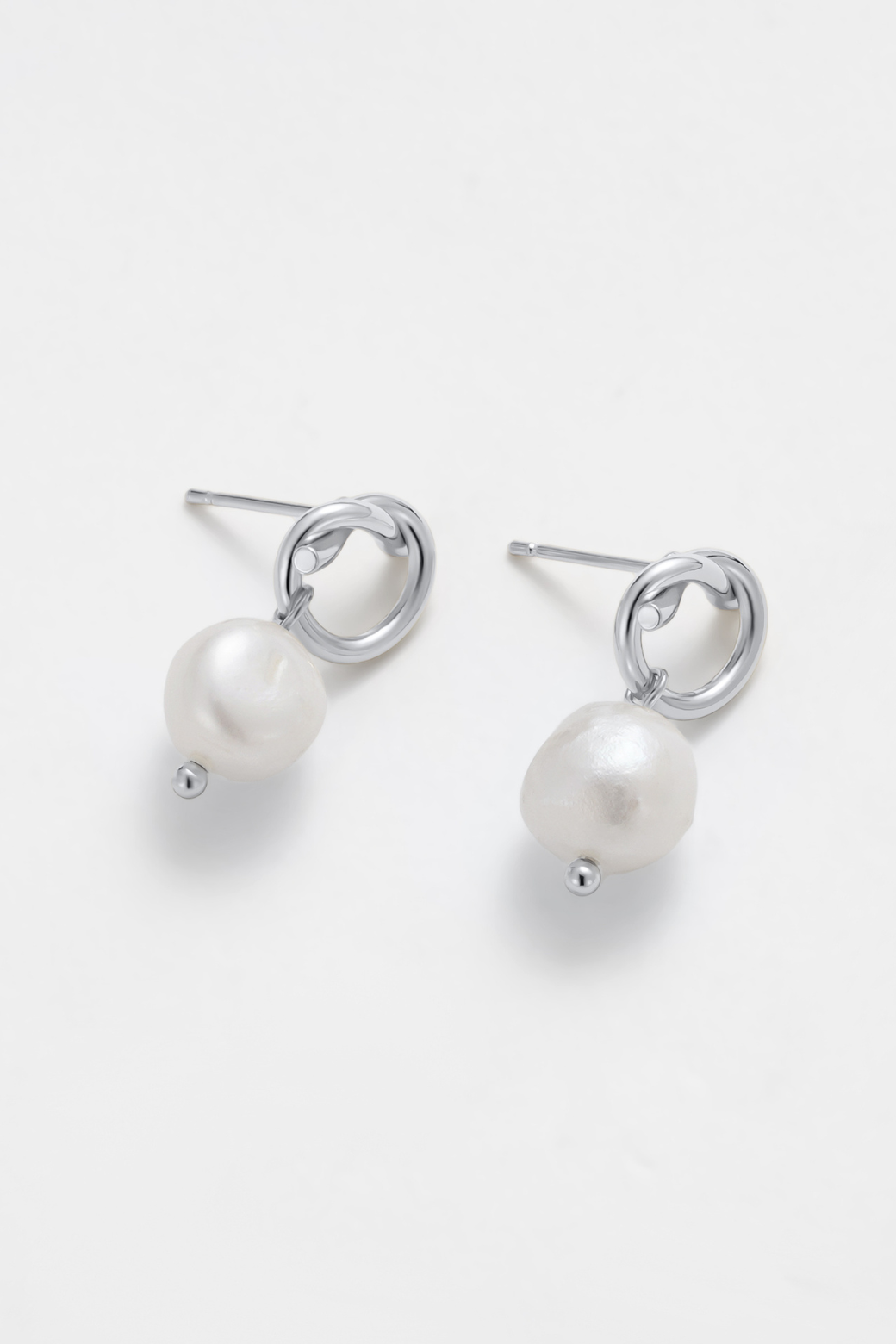 Zafino Alice Pearl Earrings Silver