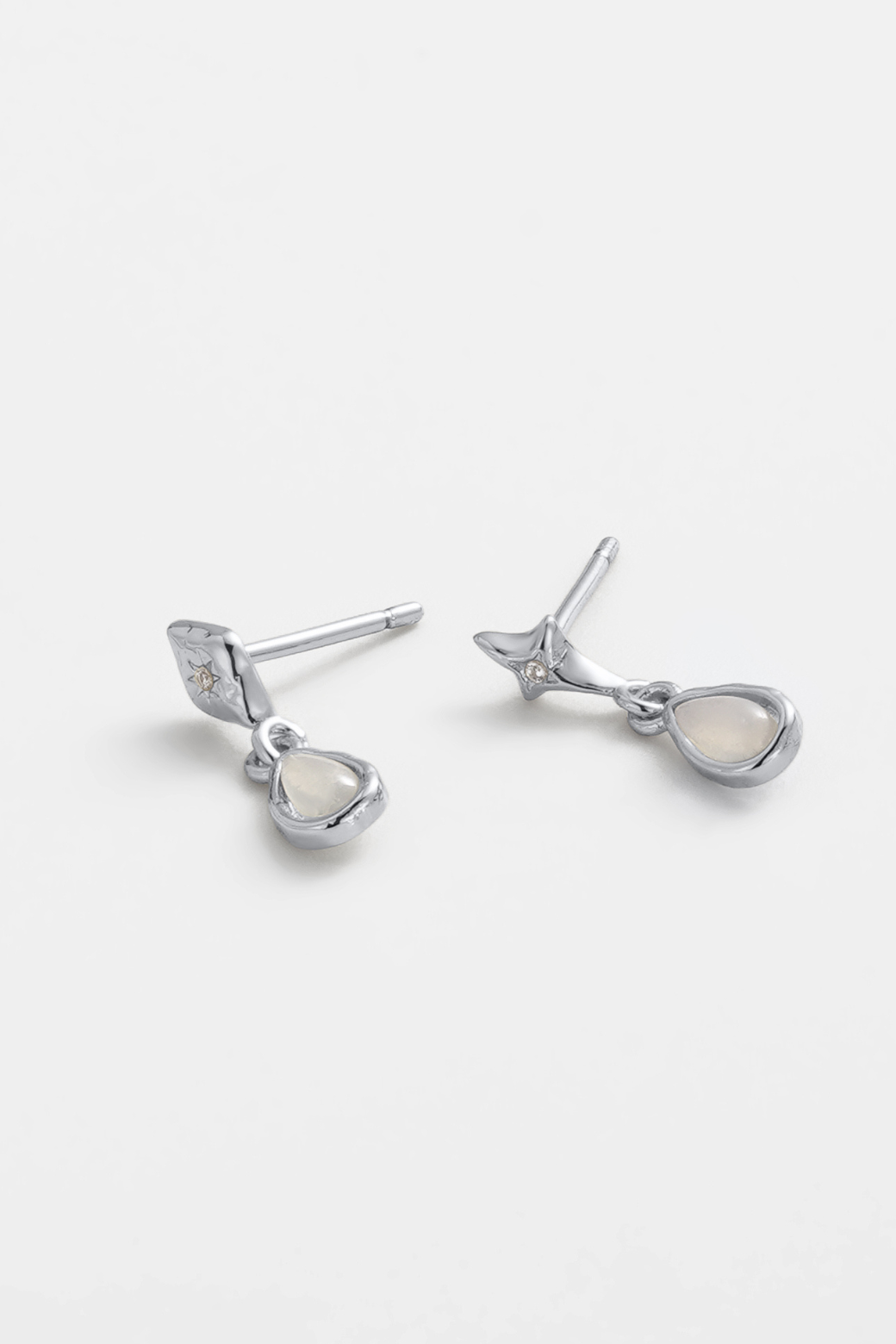 Zafino Clea Crystal Drop Earrings Silver
