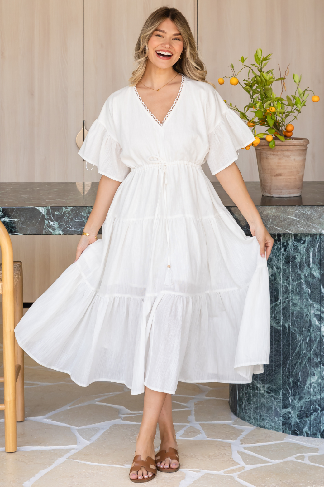 dollywhite.png