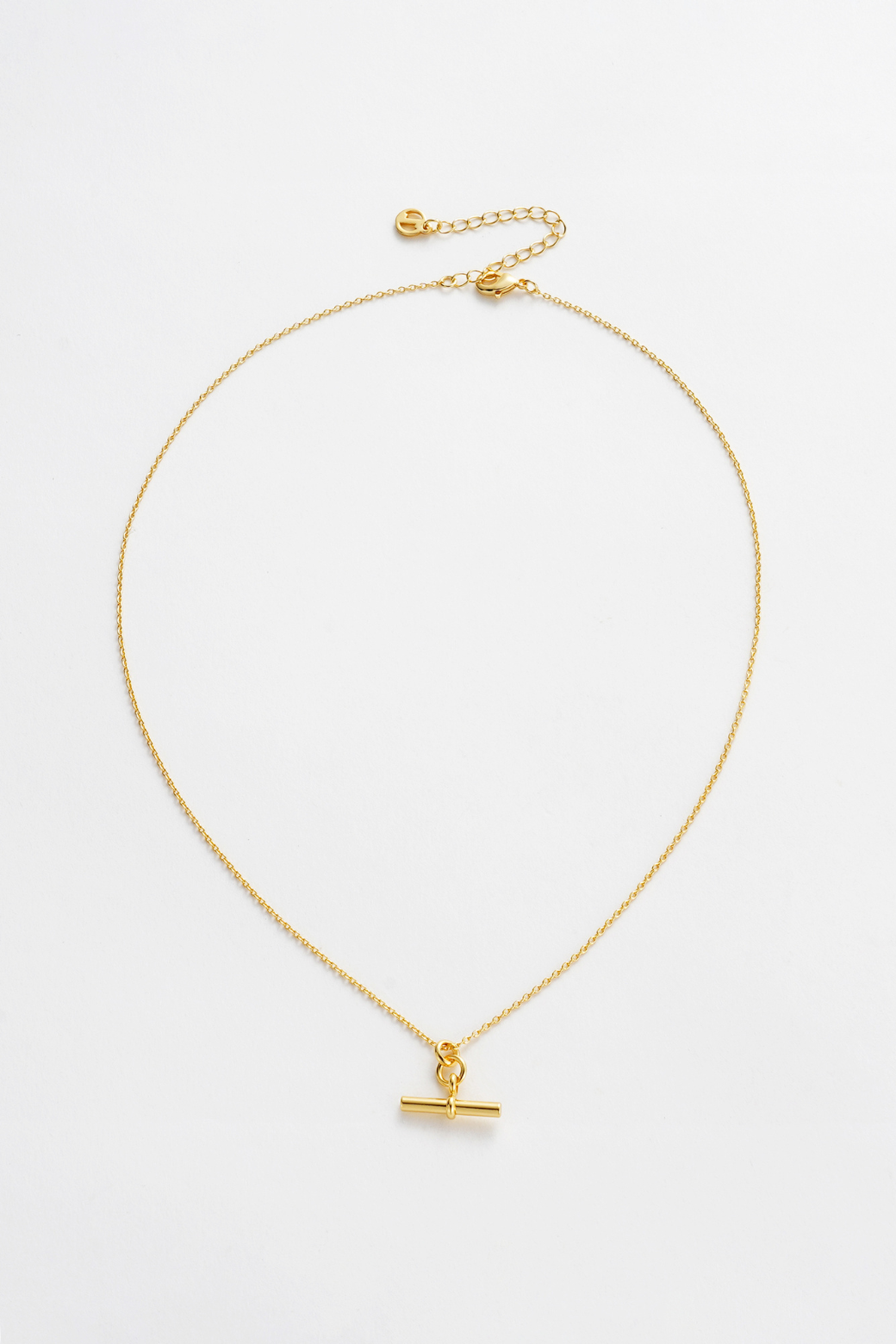 winnienecklace_2.png