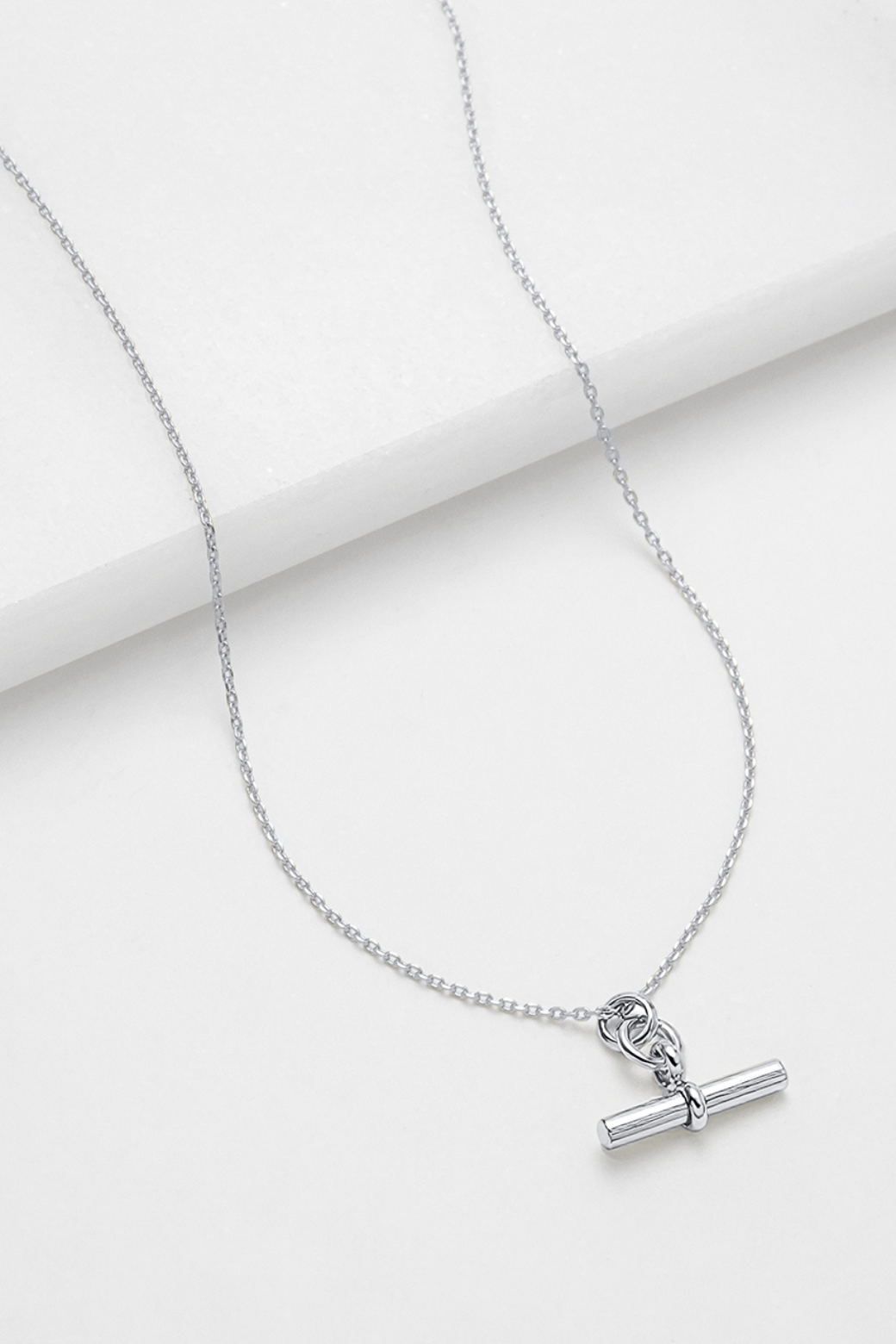 winnienecklace_3_59cb98d3-10d6-4f3b-9fb8-9d170136cb8a.png