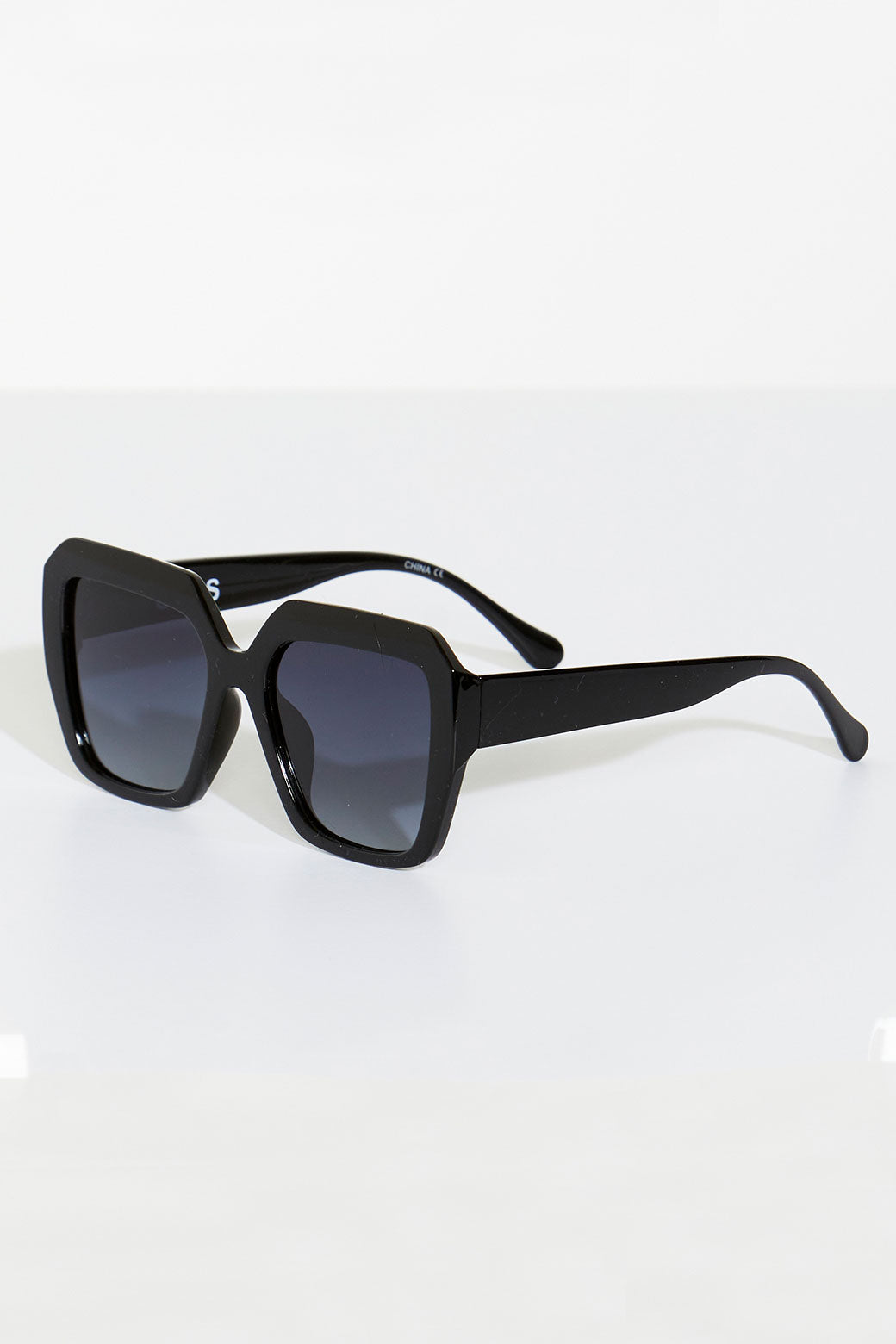 Sass Carni Sunglasses Black