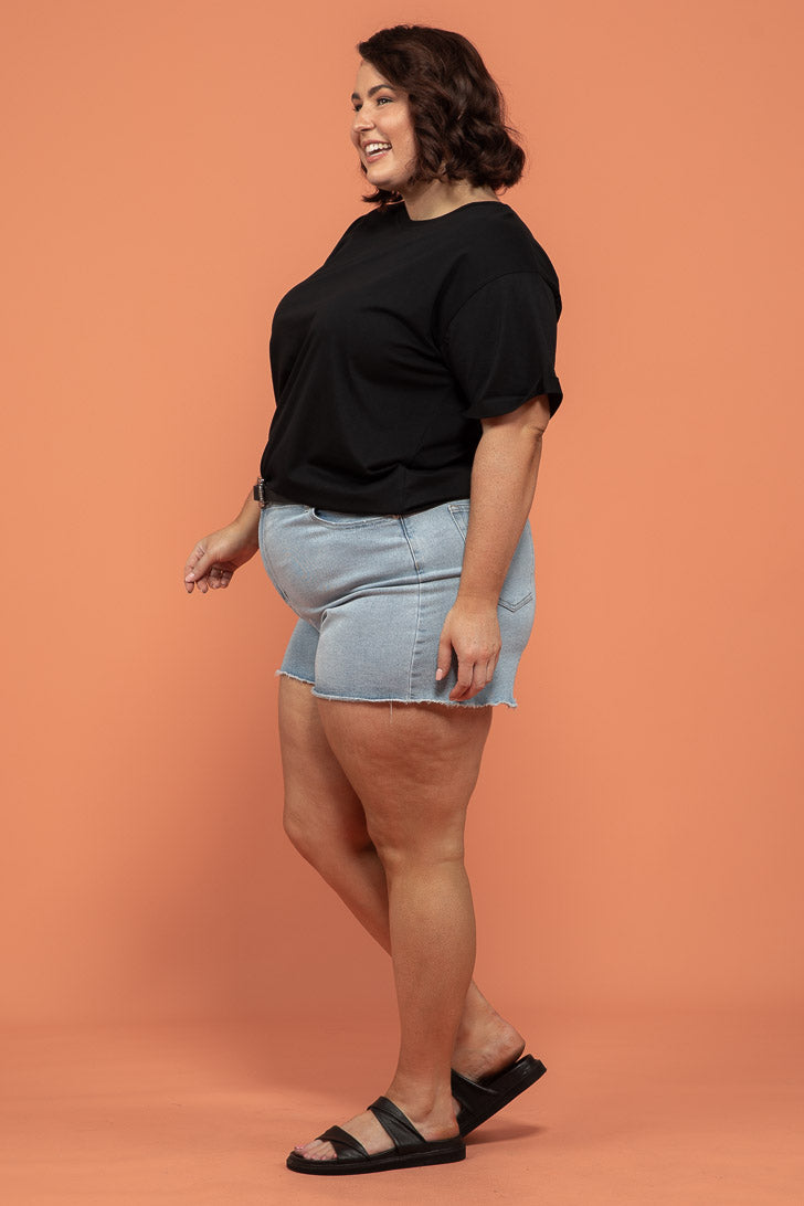 Faye Tee Black