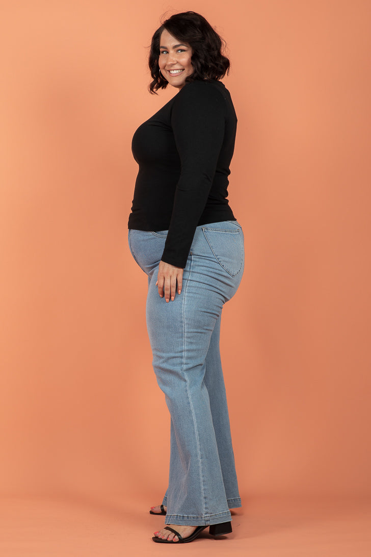 FINAL SALE | Sass Serena Vee Top Black