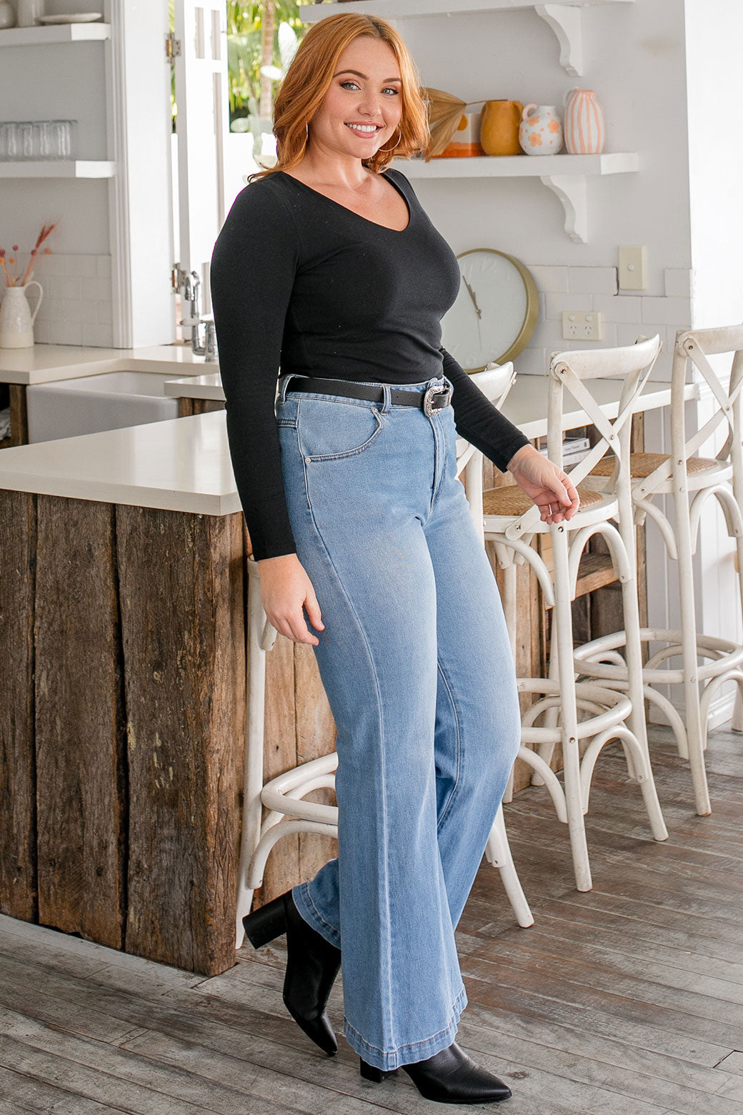 FINAL SALE | Sass Serena Vee Top Black