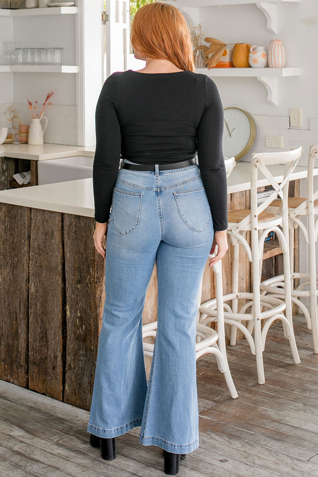 FINAL SALE | Sass Serena Vee Top Black